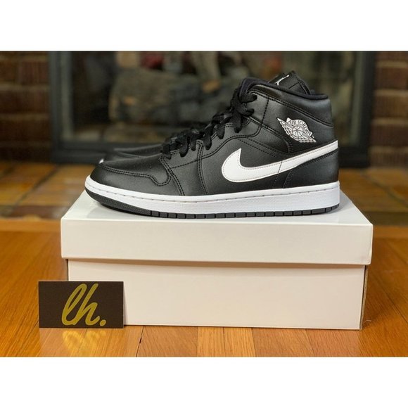 Size 10 w Air Jordan 1 Mid "Black White" - Picture 1 of 5